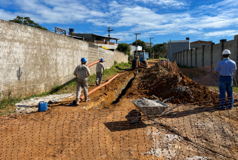 Saneamento em Carapebus: Bairro APCC Recebe R$ 2,4 Mi em Obras de Esgoto