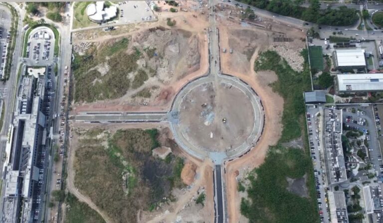 Obras na Barra: Construtora inicia urbanização no terreno da Terra Encantada