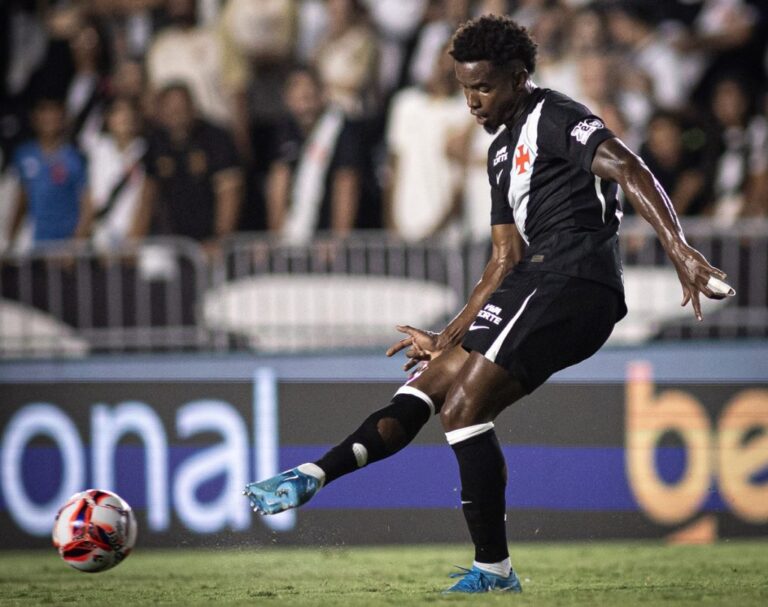 Vasco enfrenta desfalque de Thiago Mendes contra Fluminense na Copa do Brasil