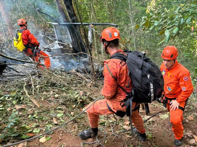Queda de helicóptero na Vista Chinesa: câmera intacta pode indicar causas